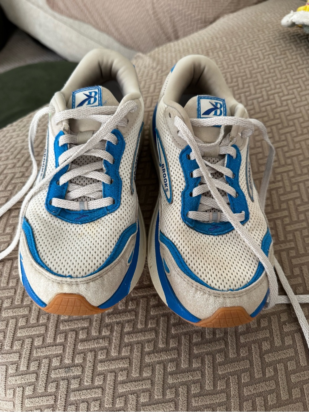 Brooks ghost max